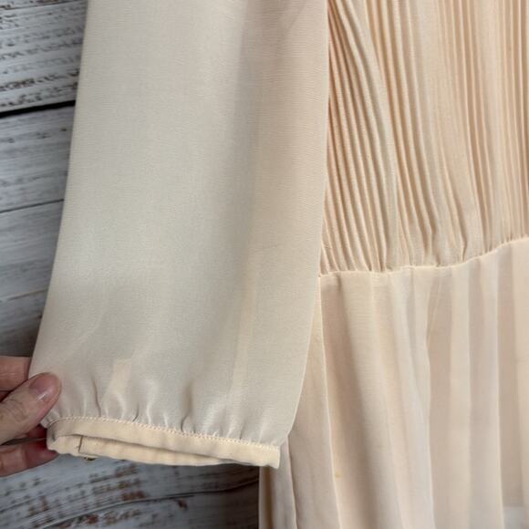 Ted Baker Blush Pink Pleated Top Size 4 - Picture 2 of 7